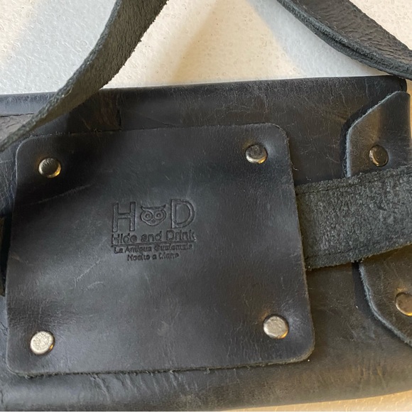 Handmade Genuine Leather Belt Bag Pouch By Hide & Drink - Picture 4 of 6